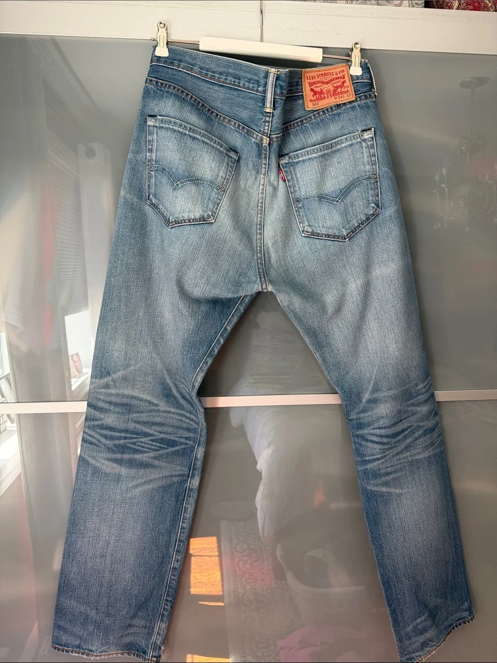 Levi's Men's Light Blue Relaxed Fit Jeans